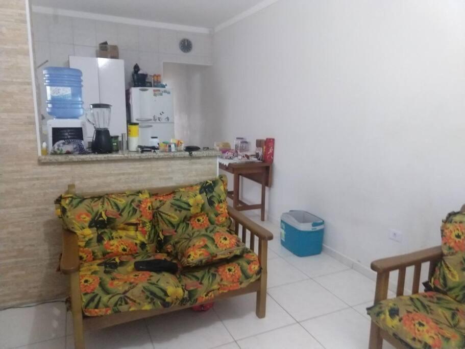 Casa Em Itanhaem Com 2 Quartos Garagem P 2 Carros, Churrasqueira, Piscina 200 M Da Praia Exteriör bild