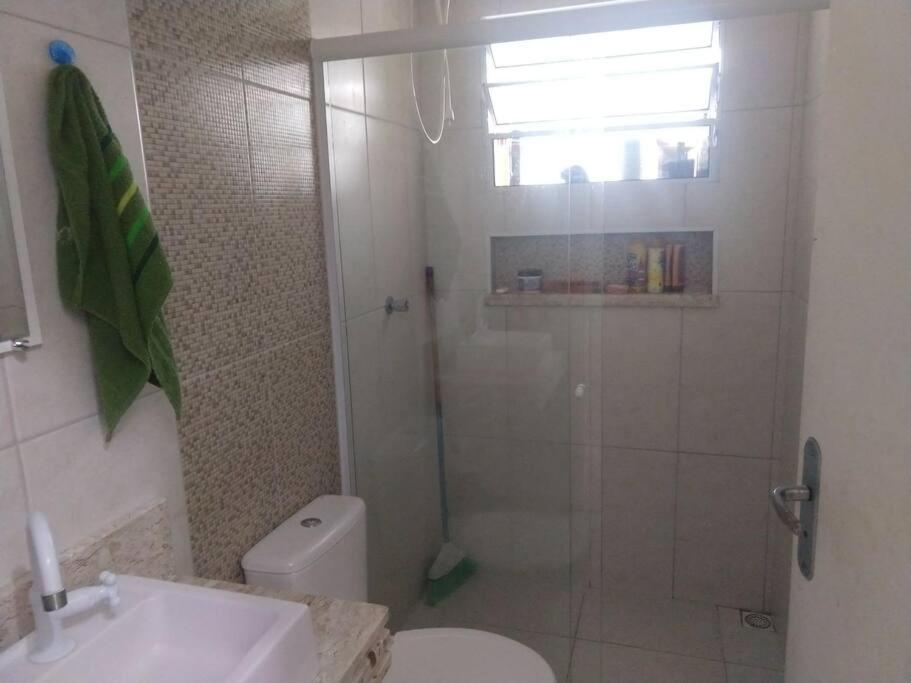 Casa Em Itanhaem Com 2 Quartos Garagem P 2 Carros, Churrasqueira, Piscina 200 M Da Praia Exteriör bild