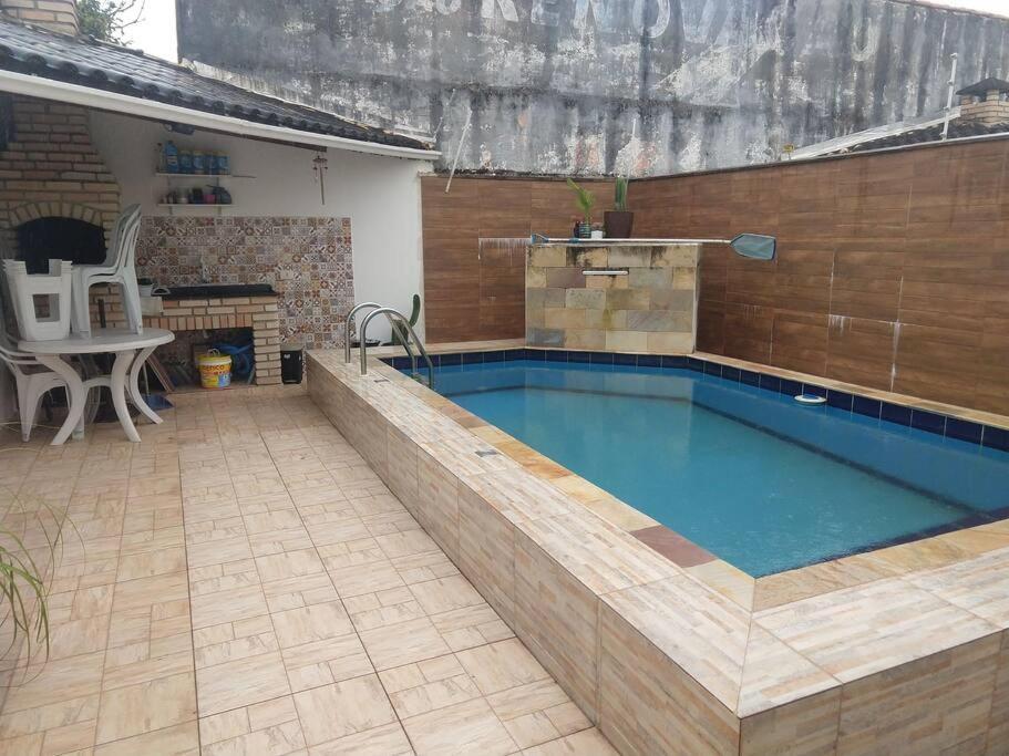 Casa Em Itanhaem Com 2 Quartos Garagem P 2 Carros, Churrasqueira, Piscina 200 M Da Praia Exteriör bild