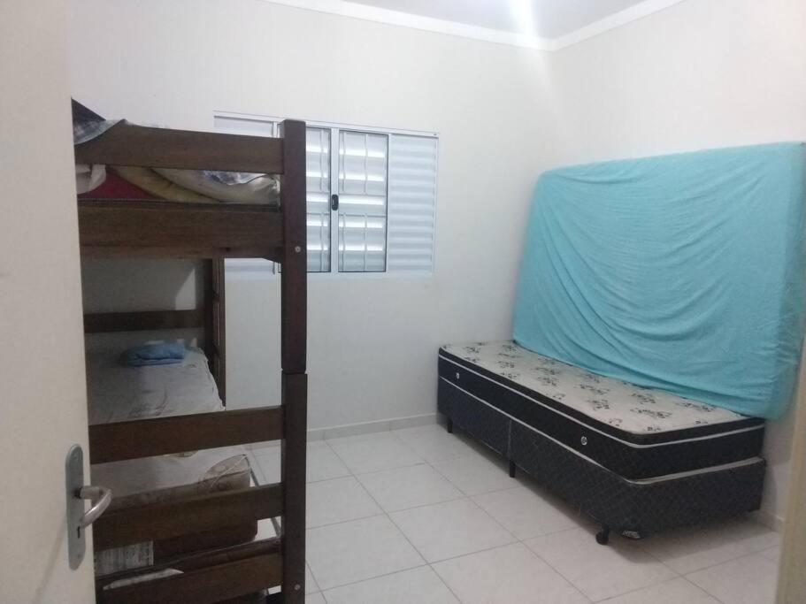 Casa Em Itanhaem Com 2 Quartos Garagem P 2 Carros, Churrasqueira, Piscina 200 M Da Praia Exteriör bild